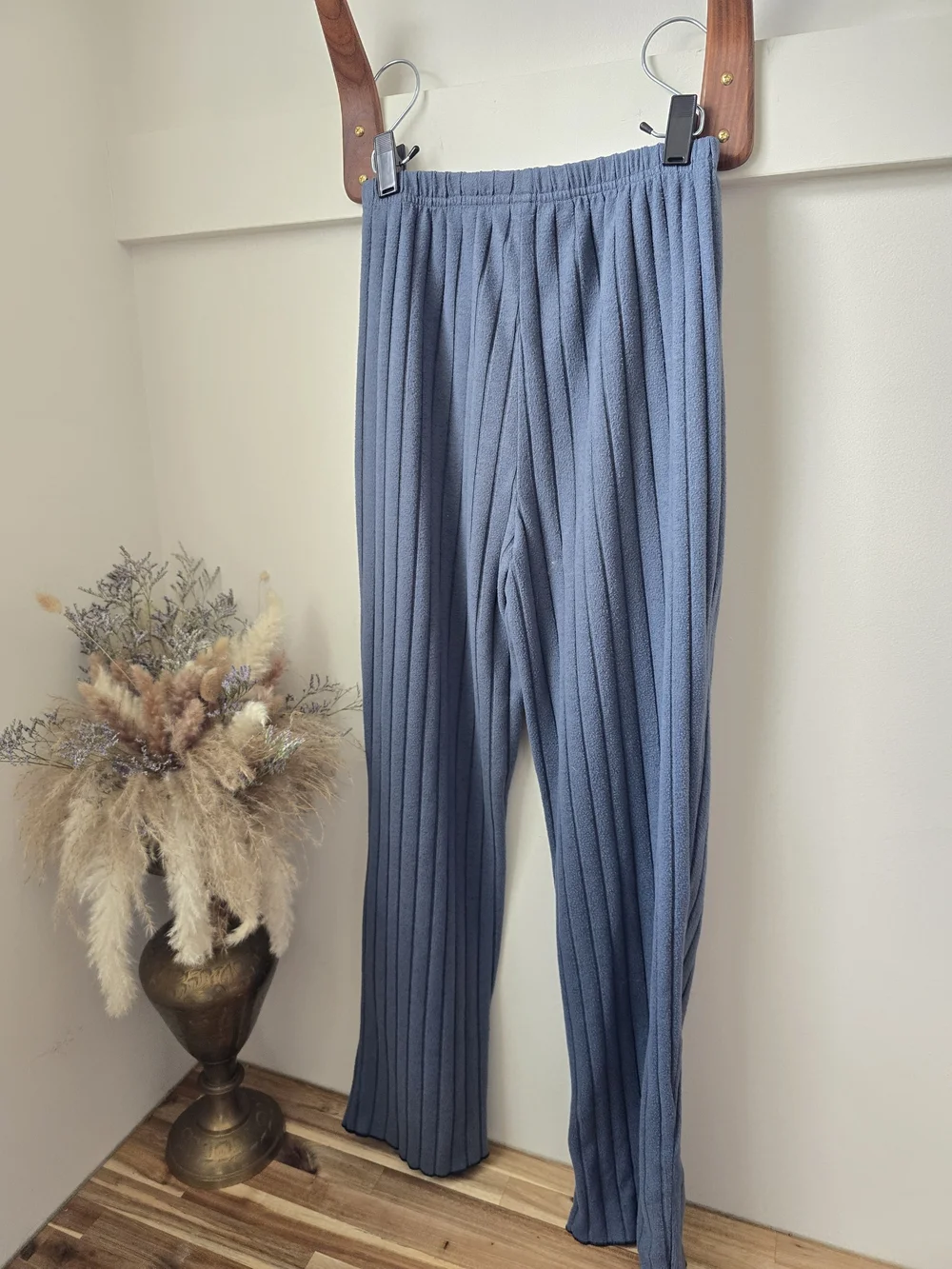 Blue Ribbed Knit Wide-Leg Pants - Picture 3 of 4